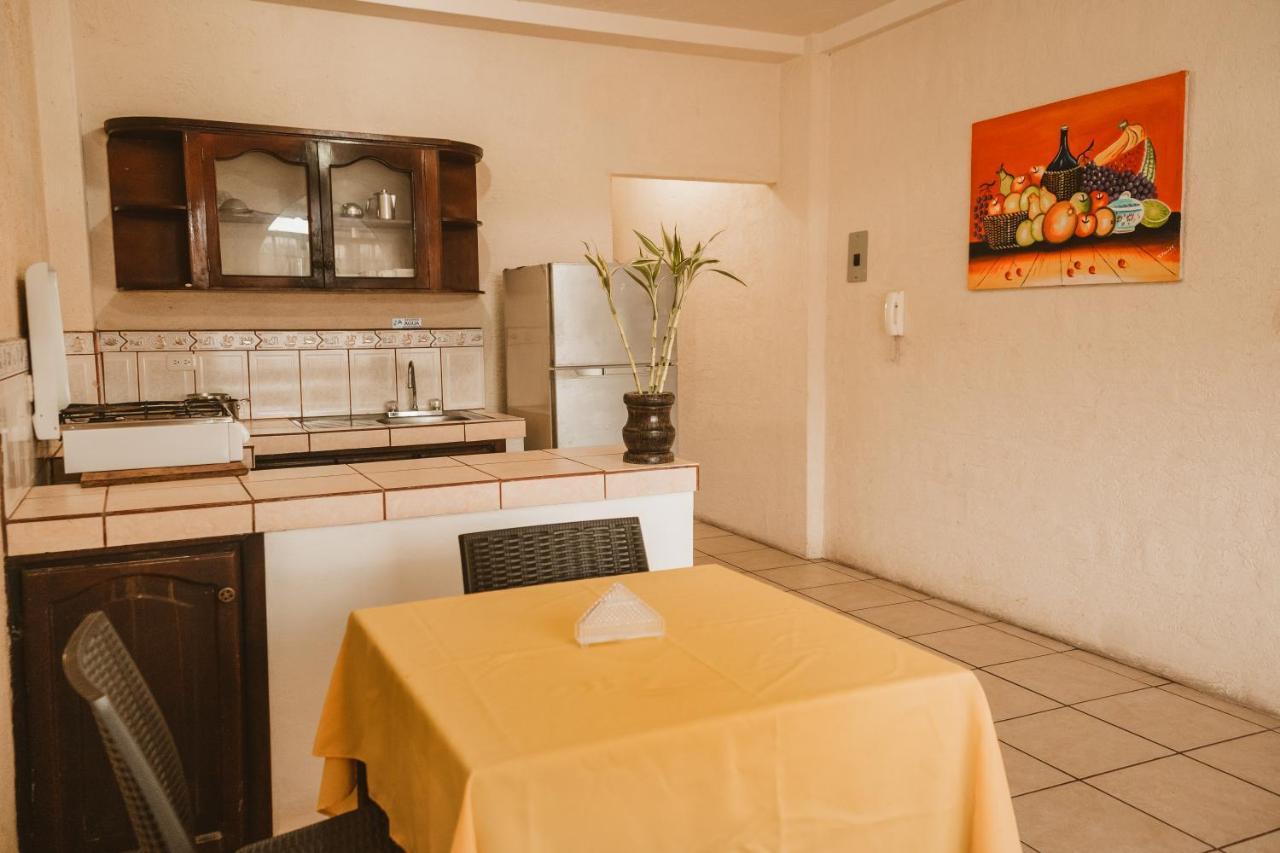 Balcones Apartment